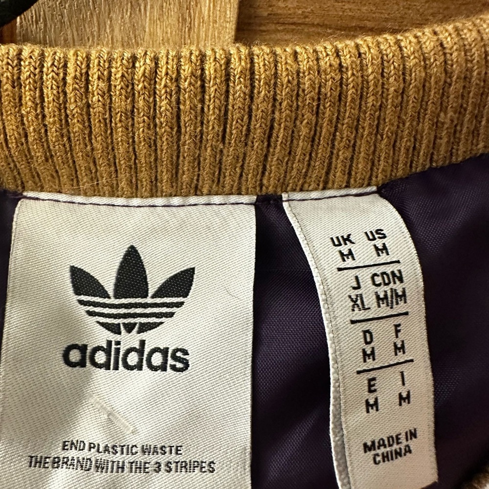 Adidas Originals Heritage trefoil logo vest - Picture 7 of 7